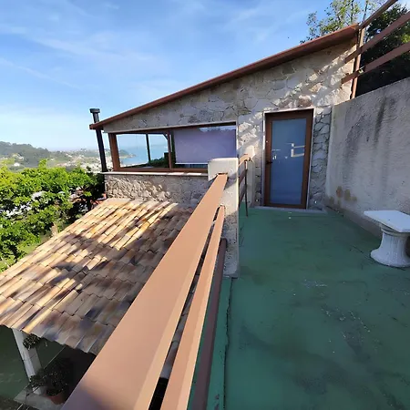 Casa Vistas Al Mar, Jardin. بيت للعطل *